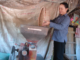 Trong nhiều năm qua, chị Trạm là gương điển hình phát triển kinh tế ở xã Bình Chân, huyện Lạc Sơn.