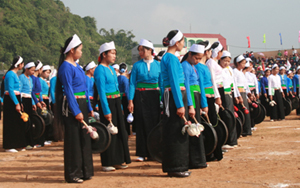 Đội nghệ nhân cồng chiêng huyện Kim Bôi tích cực luyện tập cho lễ kỷ niệm 125 năm ngày thành lập tỉnh, 20 năm tái lập tỉnh.