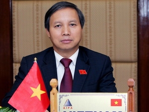 Phó Chủ nhiệm Ủy ban Đối ngoại của Quốc hội Ngô Đức Mạnh trả lời phỏng vấn của TTXVN.