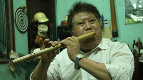 NSND Kim Vĩnh đã cống hiến cả đời mình cho cây sáo của dân tộc Mông.