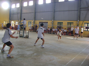 Giải vô địch cầu lông – tennis huyện Tân Lạc diễn ra vào cuối tháng 8/2012 thu hút đông đảo VĐV tham gia.