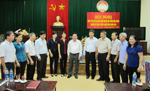 Đoàn ĐBQH tỉnh gặp gỡ, tiếp xúc với đại biểu cử tri 2 xã khu vực Trung tâm huyện Kim Bôi.
