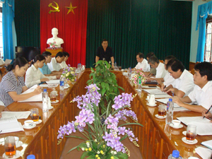 Đồng chí Hoàng Việt Cường, Bí thư Tỉnh uỷ phát biểu kết luận buổi làm việc.

 
