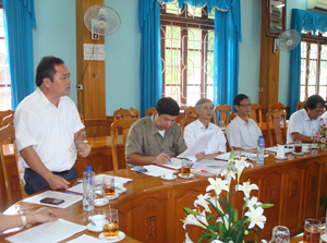 BTV Huyện ủy Đà Bắc duy trì họp định kỳ để nắm bắt tình hình và  chỉ đạo kịp thời các vấn đề ở địa phương.