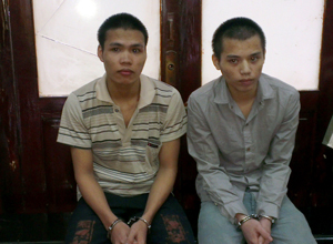 Sau khi được HĐXX giáo dục, phân tích hành vi phạm tội, Bùi Văn Lanh và Quách Văn Dênh đã tự nguyện rút đơn kháng án xin giảm nhẹ hành phạt.