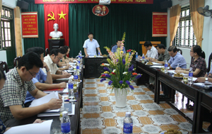 Đồng chí Trần Văn Hoàn, TVTU, Bí thư Thành ủy Hòa Bình, Trưởng đoàn kiểm tra kết luận tại buổi kiểm tra.