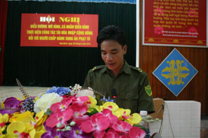 Anh Bùi Văn Cừ, xóm Đồng Bưng, Nhuận Trạch (Lương Sơn) trong hội nghị biểu dương cá nhân thực hiện công tác tái hòa nhập cộng đồng. 

