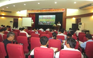 Đồng chí Giám đốc Sở NN&PTNT Trần Văn Tiệp phát biểu chủ trì hội nghị.

