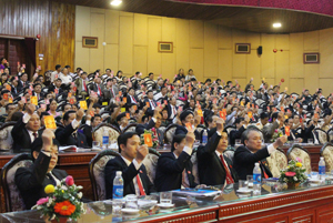 100% đại biểu dự Đại hội đã biểu quyết thông qua Nghị quyết Đại hội.