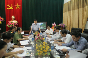 Đồng chí Nguyễn Văn Chương, Phó Chủ tịch UBND tỉnh phát biểu tại hội nghị.

 

