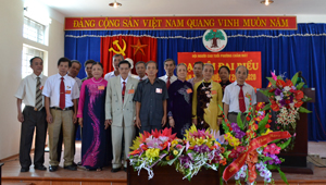 Ban Chấp hành Hội NCT phường chăm mát khóa VI ra mắt Đại hội.