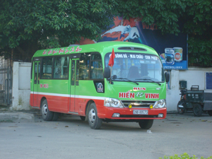 Từ ngày 06/10/2015, tuyến xe buýt TP Hoà Bình đi huyện Mai Châu chính thức đi vào khai thác.